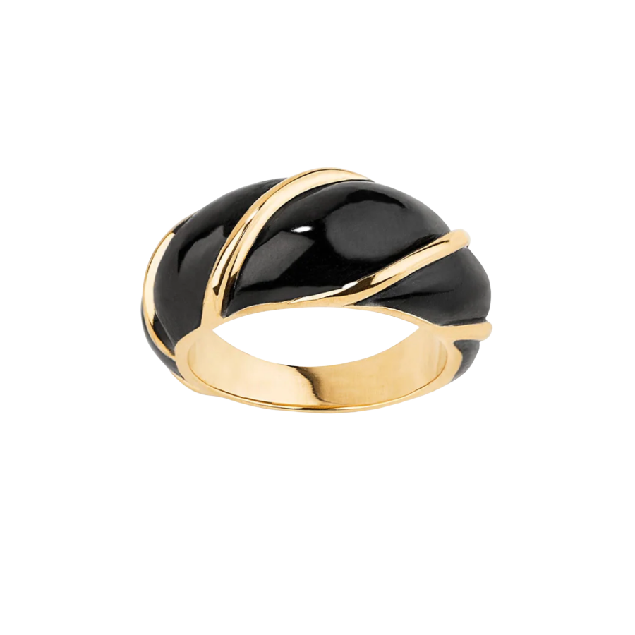 Black Diana ring